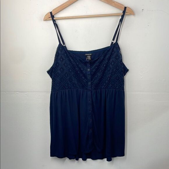 Torrid Navy Blue Lace Detail Women's Tank Top size X2 - Picture 1 of 10